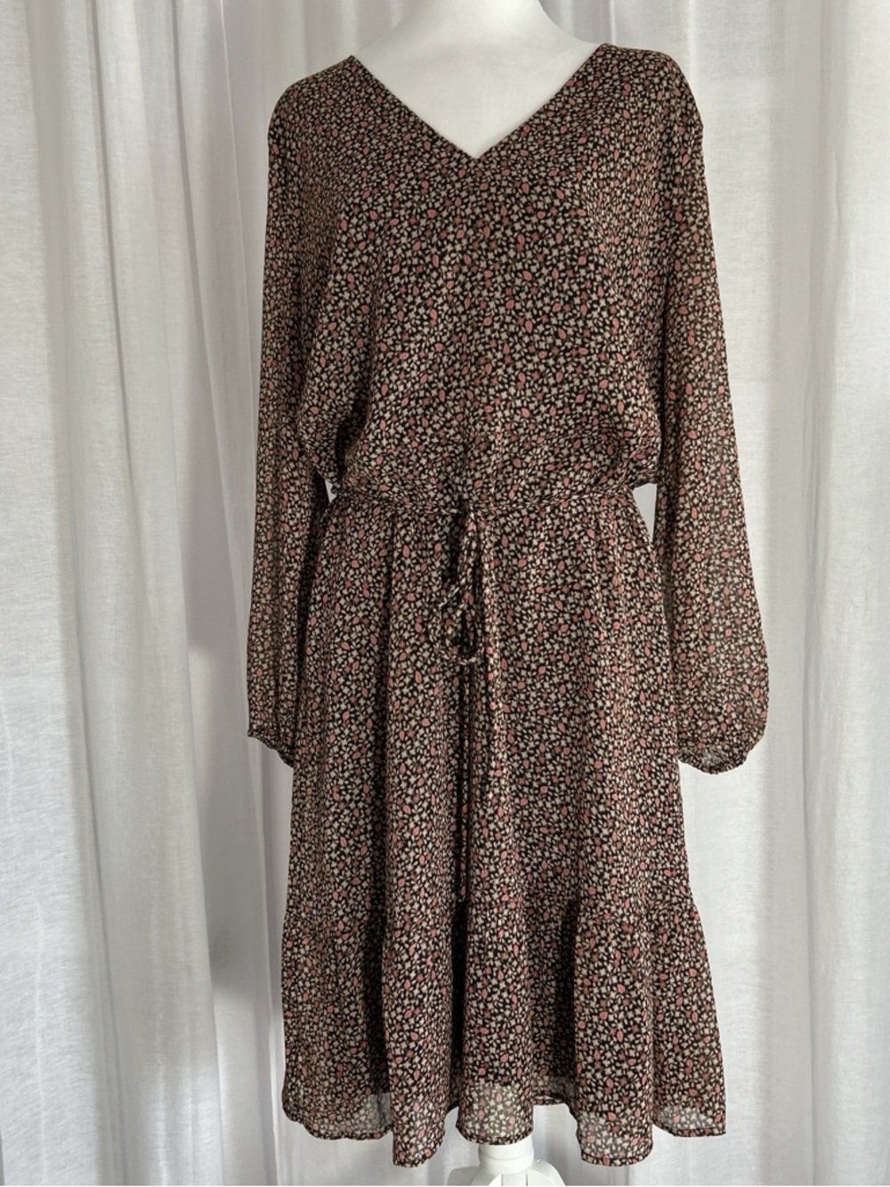 Ann Taylor Factory Black and Pink Floral Long-Sleeve Midi Dress